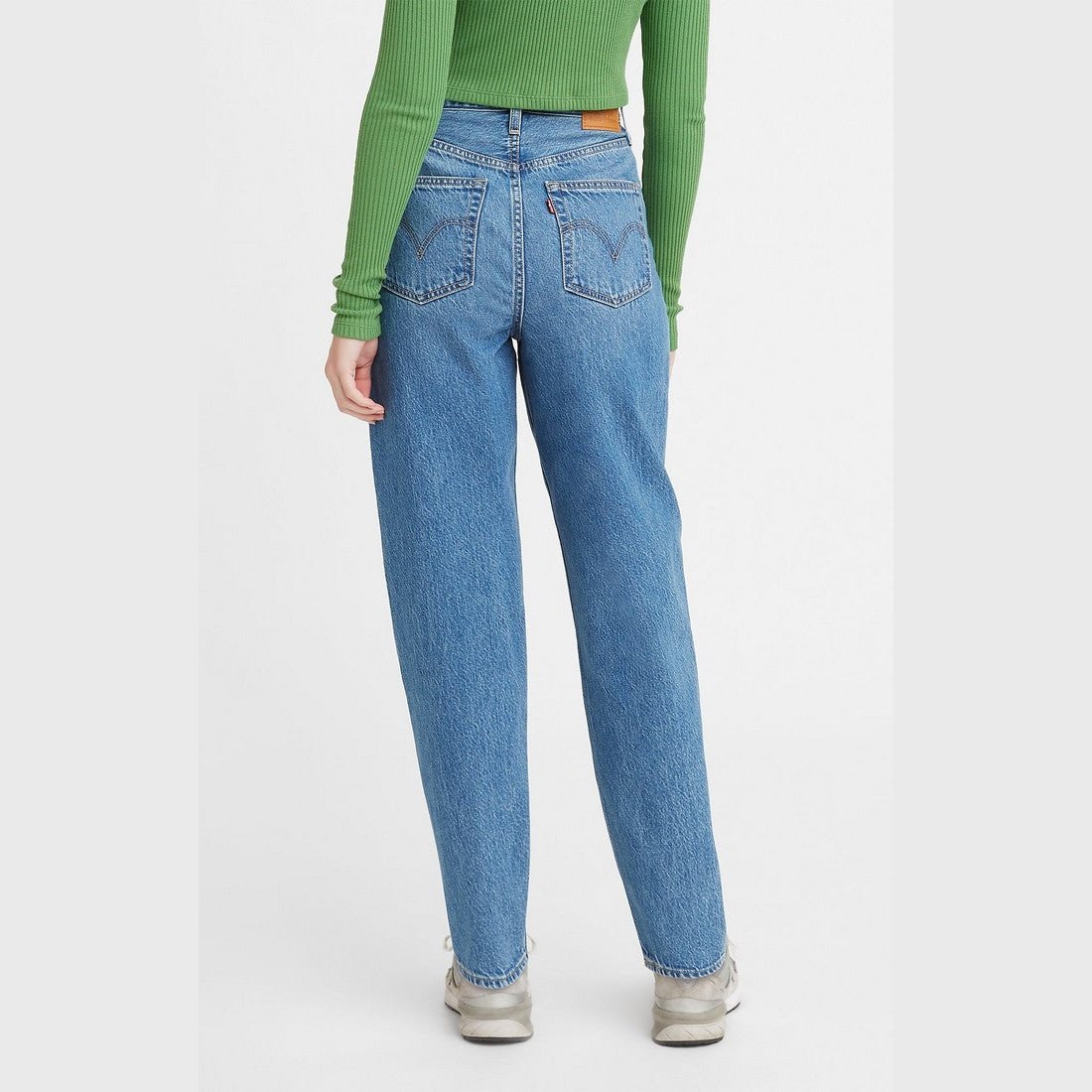 Loose best sale tapered jeans