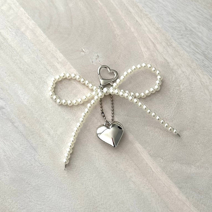 Shoelace Charm Pearl White Bow