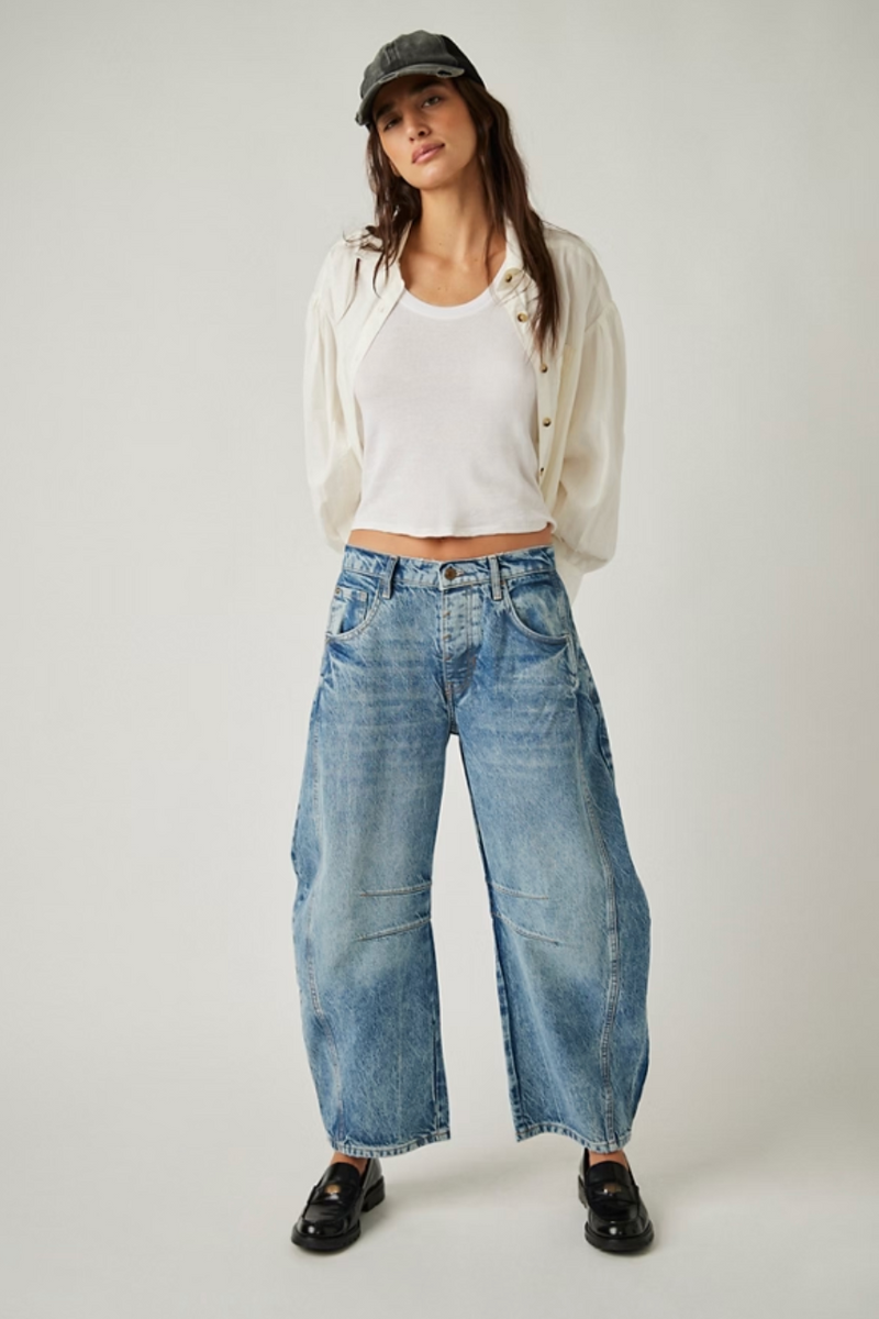 Free People Good Luck Barrel Jean Ultra Light Beam 0B1697499 5413