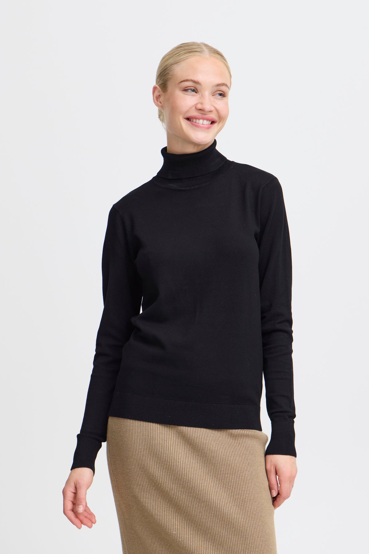 b.young Morla Fitted RollNeck Knit