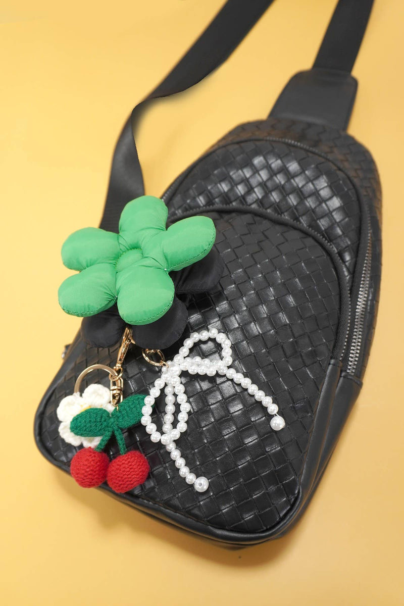 Puffy Daisy Bag Charm Keychain